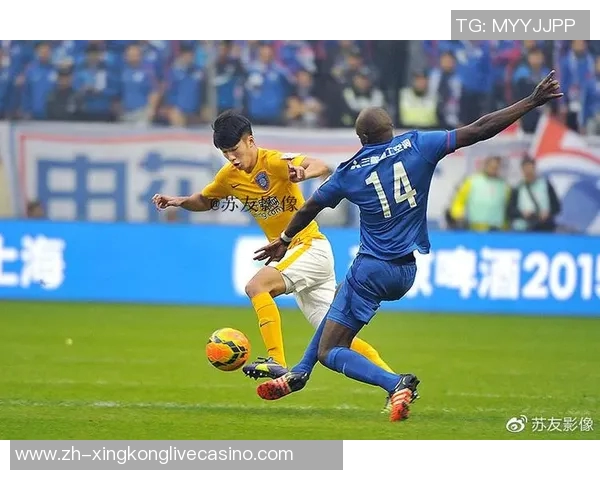 足协杯激战江苏队迎战申鑫队双方全力争夺晋级名额